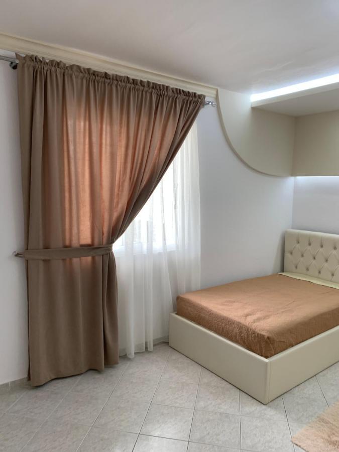 Villa Braho จีโรคาสเตอร์ ภายนอก รูปภาพ
