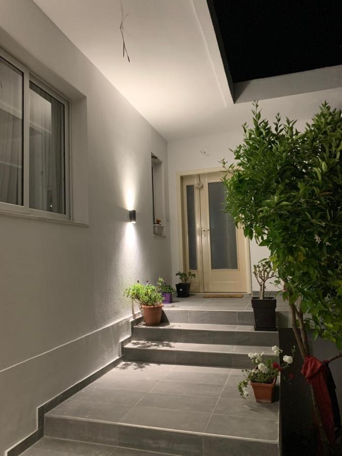 Villa Braho จีโรคาสเตอร์ ภายนอก รูปภาพ