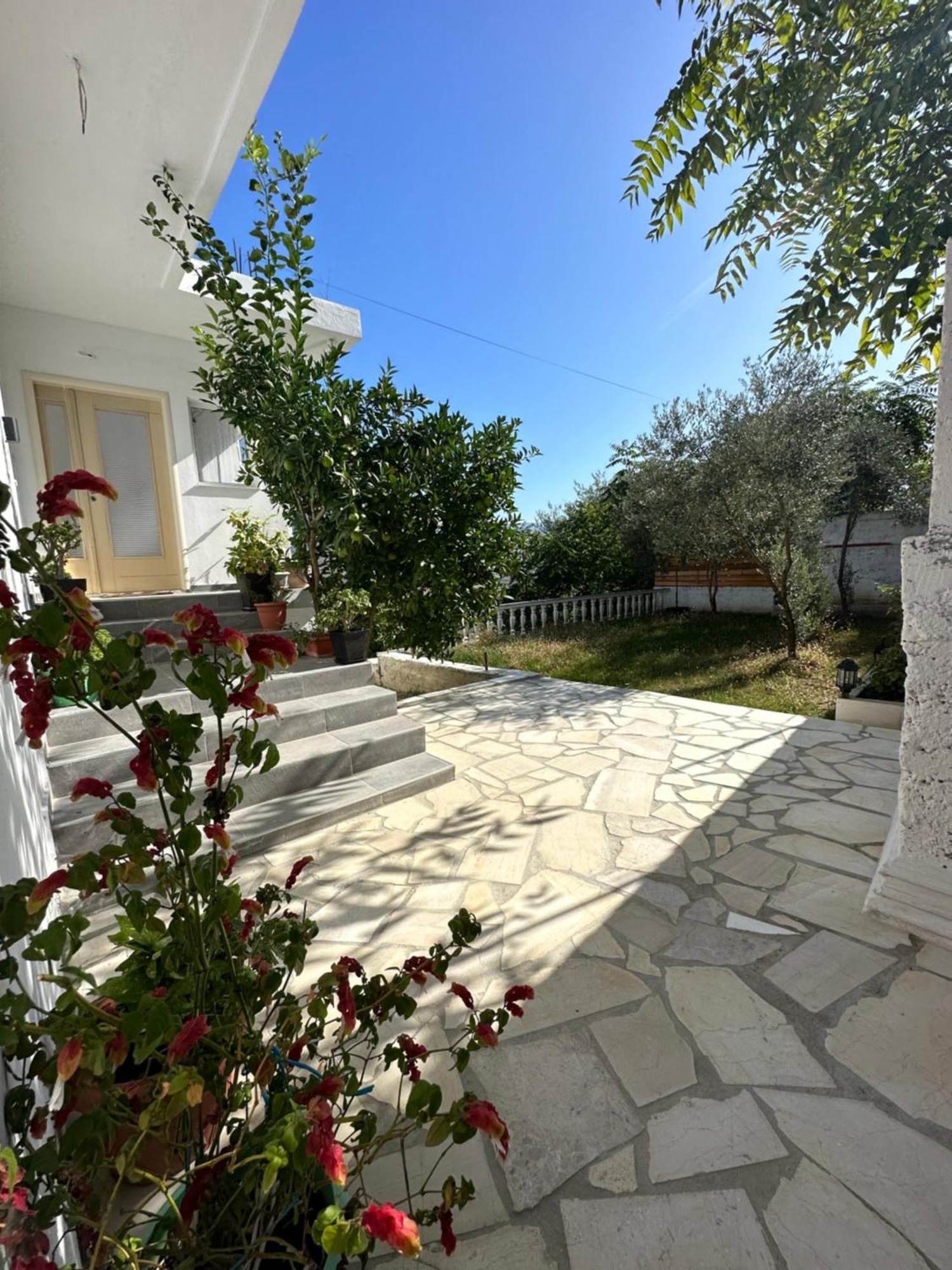 Villa Braho จีโรคาสเตอร์ ภายนอก รูปภาพ