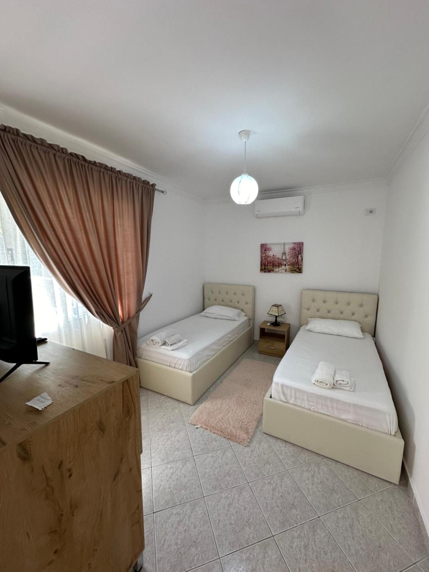 Villa Braho จีโรคาสเตอร์ ภายนอก รูปภาพ